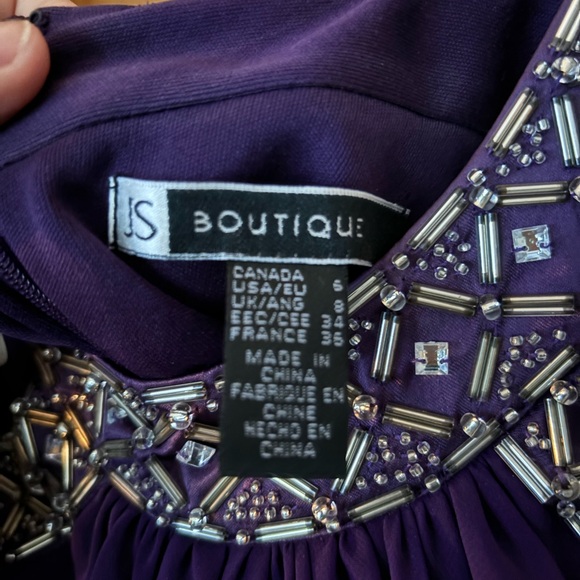 Size 6 - Picture 4 of 4